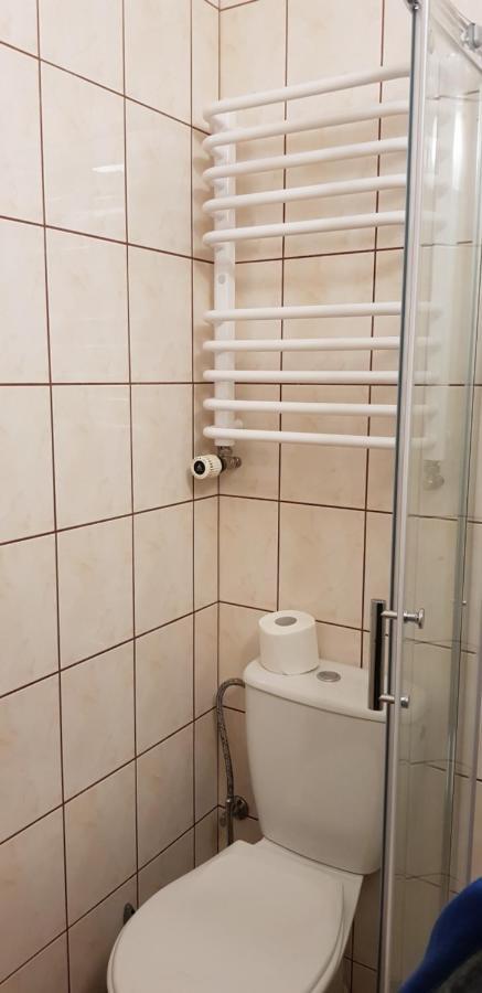 Wynajem Pokoi Hotell Kołobrzeg Exteriör bild