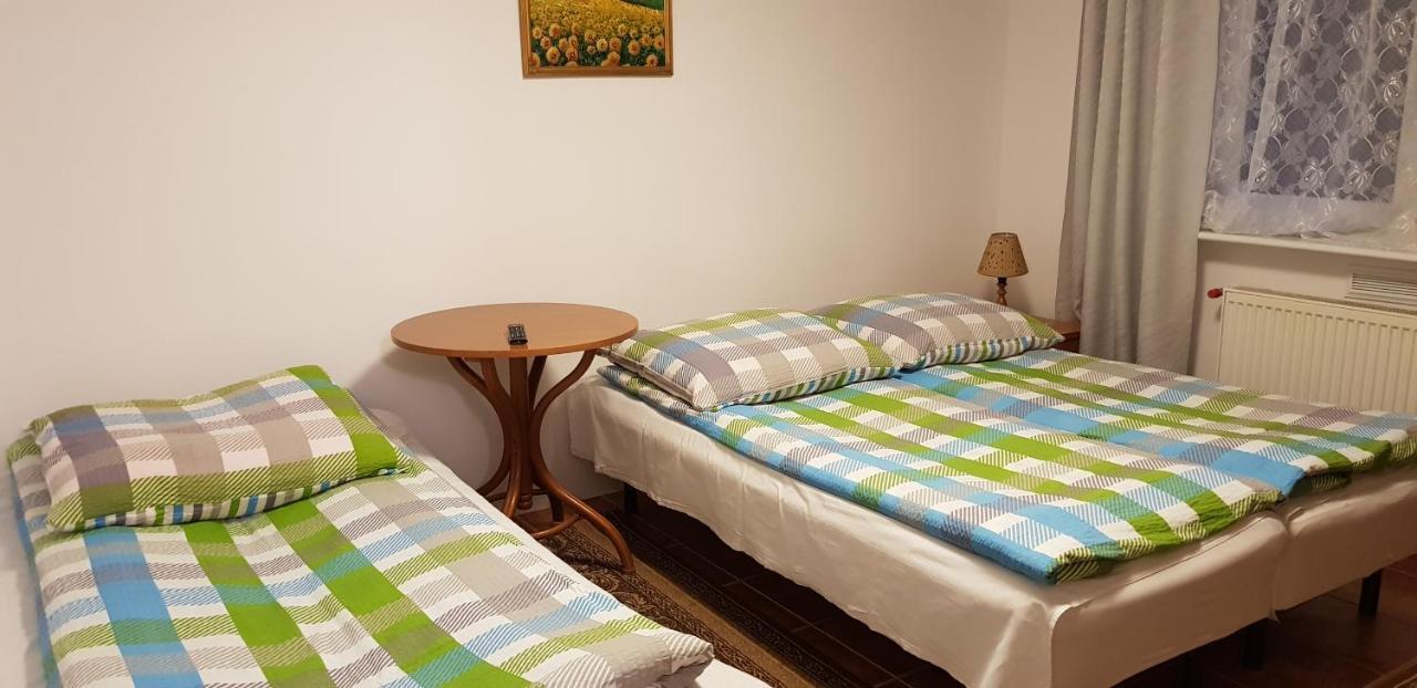Wynajem Pokoi Hotell Kołobrzeg Exteriör bild