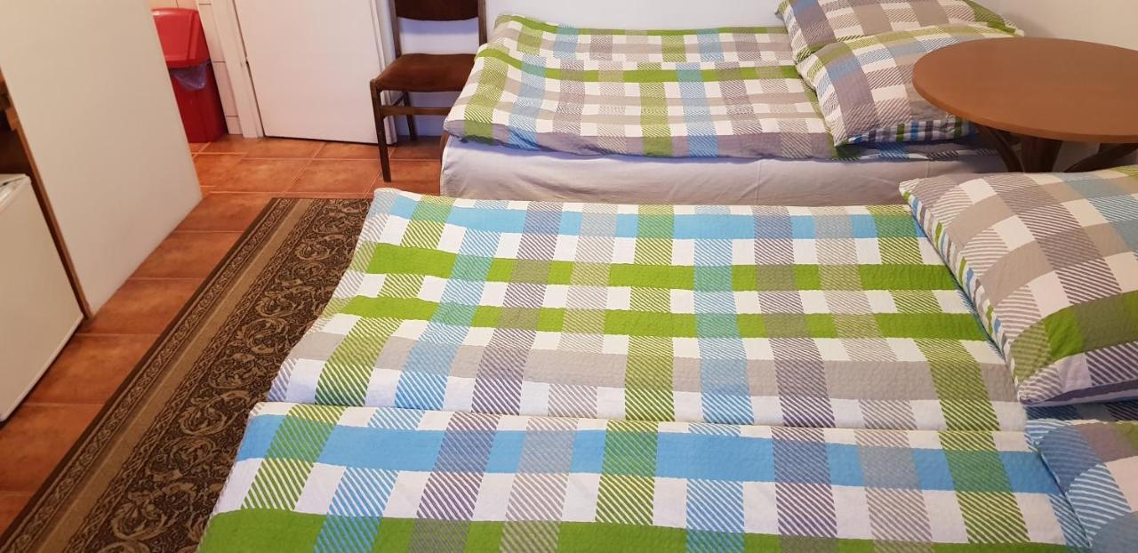 Wynajem Pokoi Hotell Kołobrzeg Exteriör bild