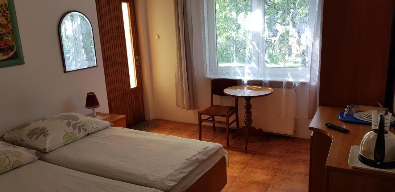 Wynajem Pokoi Hotell Kołobrzeg Exteriör bild
