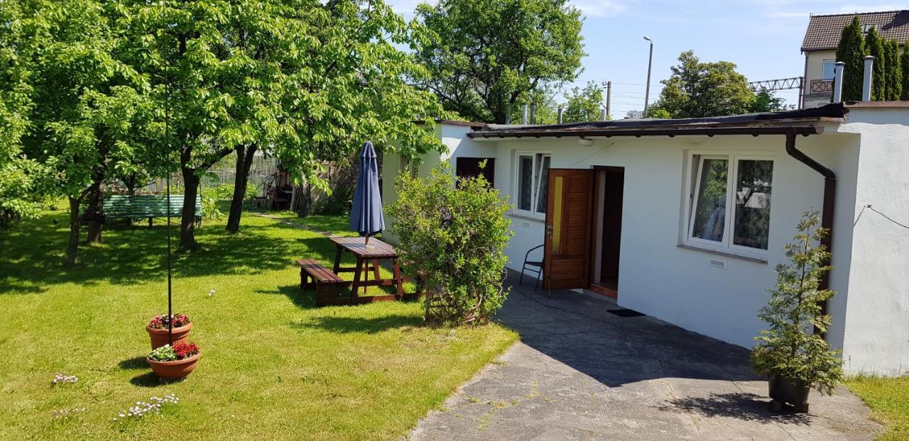 Wynajem Pokoi Hotell Kołobrzeg Exteriör bild